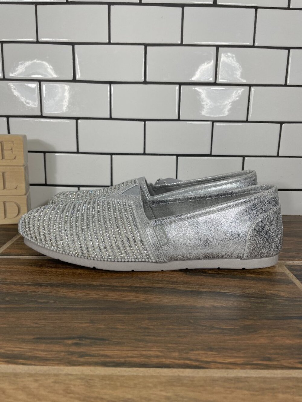 Skechers Luxe BOBS Big Dreamer Shoes Womens 9 Silver Metallic Sparkle Flats NEW